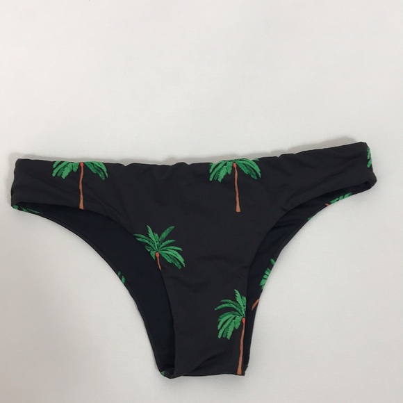 Verdelimon Baru Bikini Top & Tunas Bikini Bottom - Picture 8 of 12